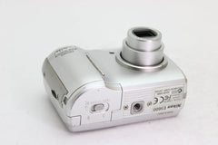 Nikon Coolpix 5600 (#3583) - Nikon