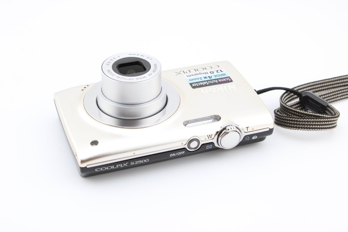 Nikon Coolpix S2500 (4029) - Nikon
