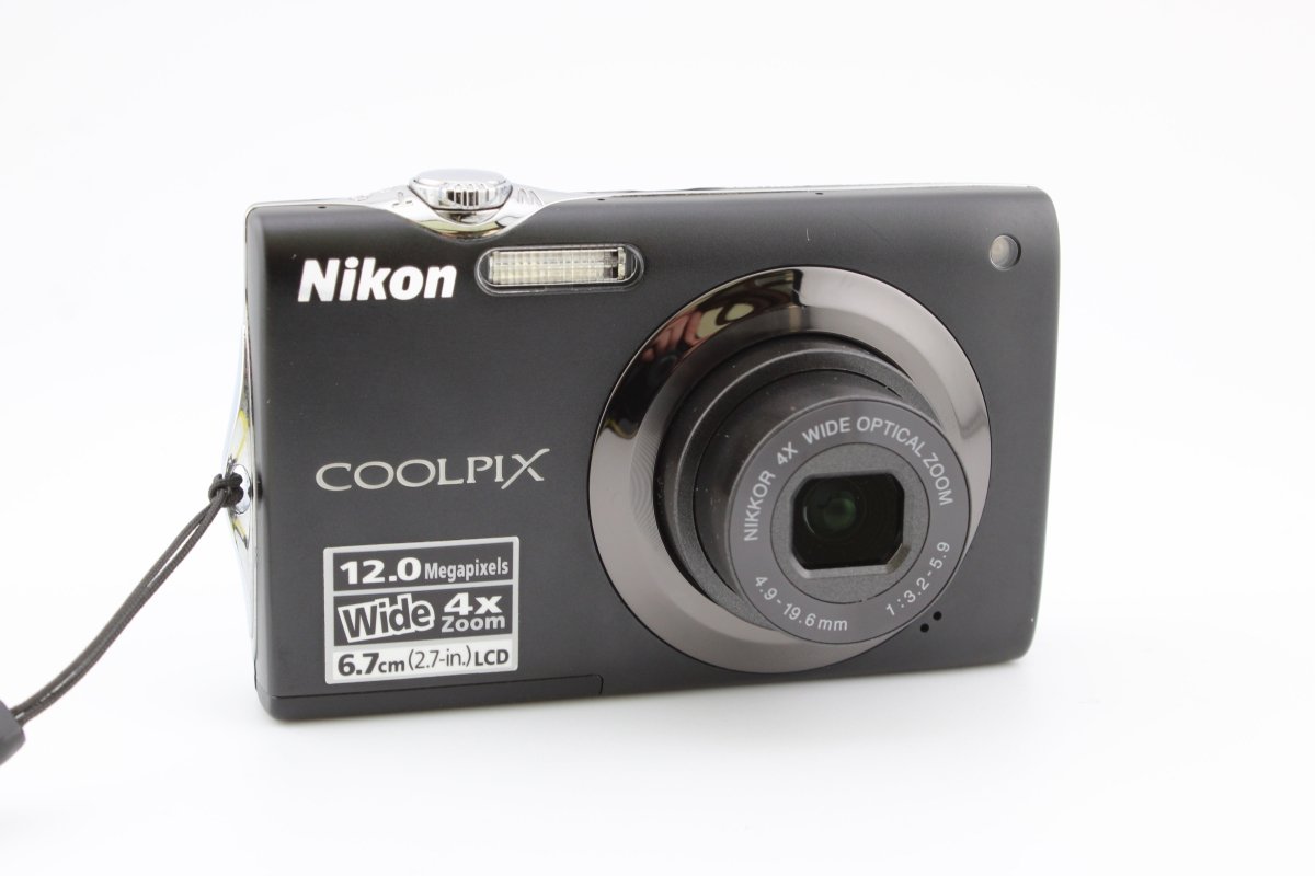 Nikon Coolpix S3000 (#3781) - Nikon