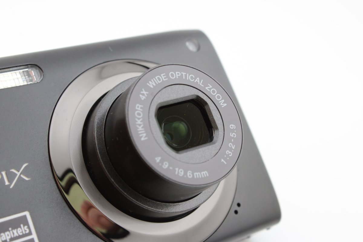 Nikon Coolpix S3000 (#3781) - Nikon