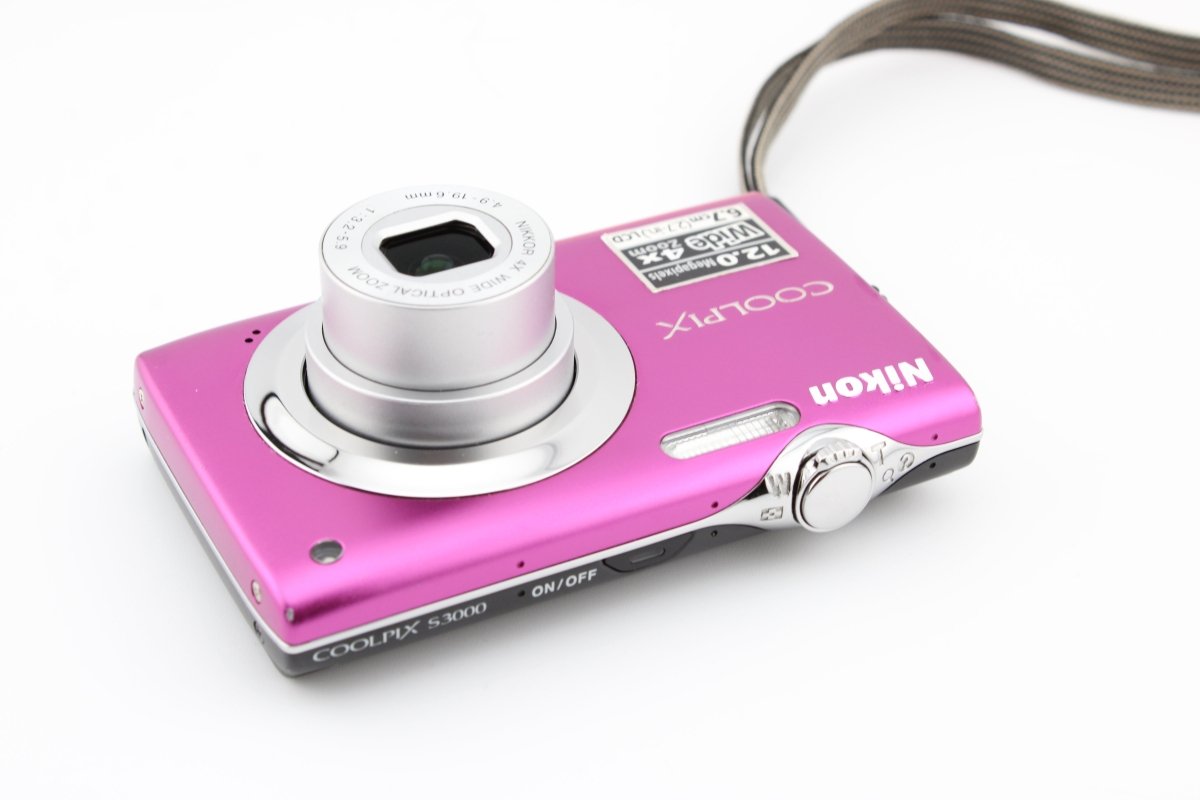 Nikon Coolpix S3000 (3993) - Nikon