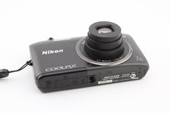 Nikon Coolpix S3500 (4030) - Nikon