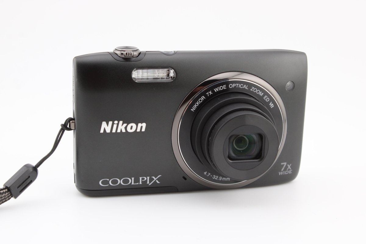 Nikon Coolpix S3500 (4030) - Nikon