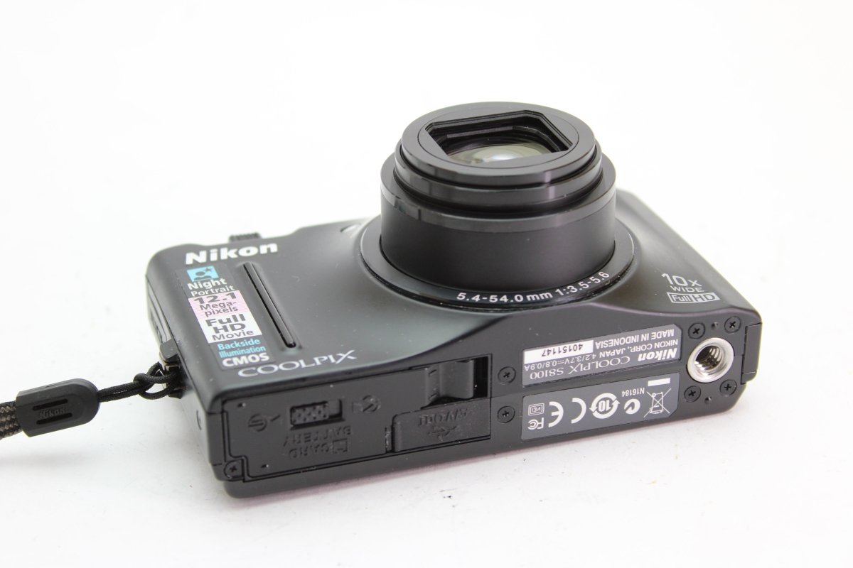 Nikon Coolpix S8100 (#2841) - Nikon