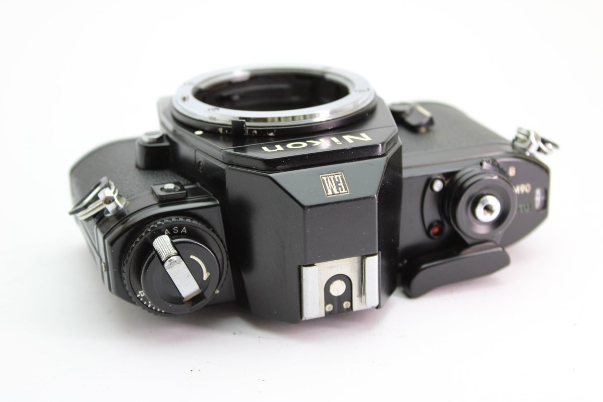 Nikon EM Body (#2471) - Nikon