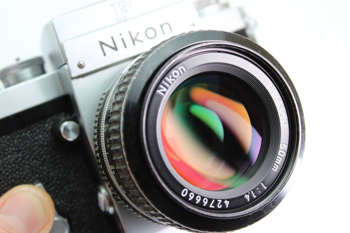 Nikon F + 50mm f1.4 (#3231) - Nikon