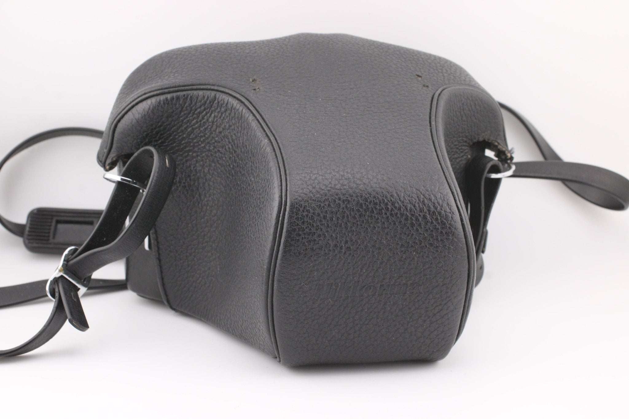 Nikon Nikkormat Leather Case (5182) - Nikon