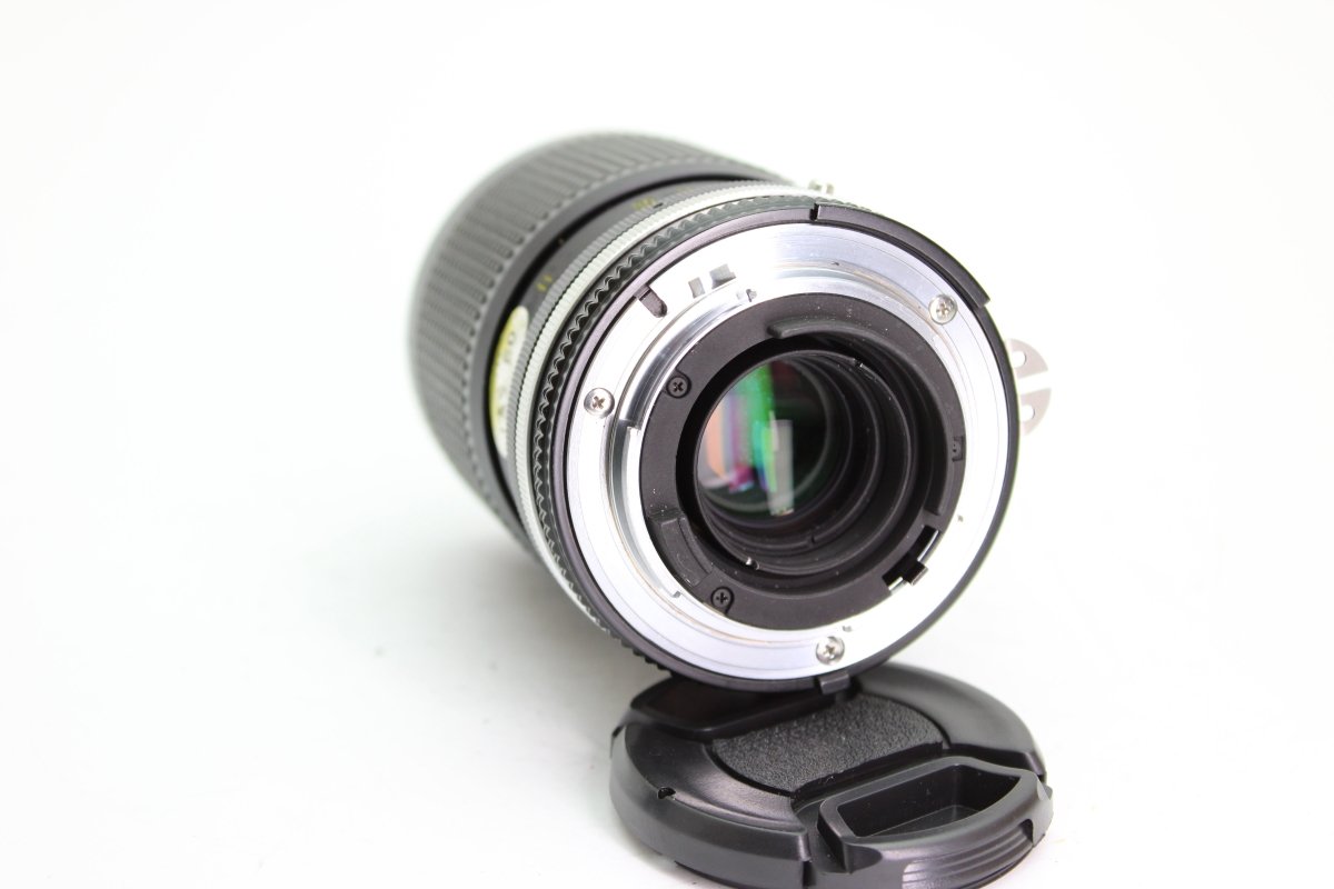 Nikon Zoom-Nikkor 35-105mm f3.5-4.5 (#2416) - Nikon