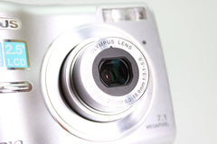 Olympus FE - 210 (#3591) - Olympus