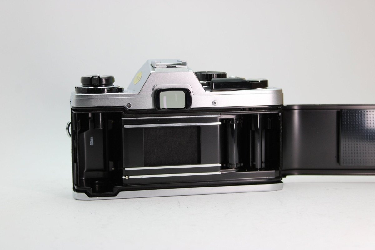 Olympus OM - 10 + 50mm CUSTOM FOR LEVIN - Olympus