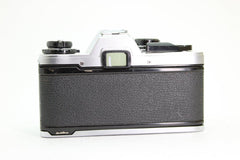 Olympus OM - 10 + 50mm f1.8 (#3394) - Olympus