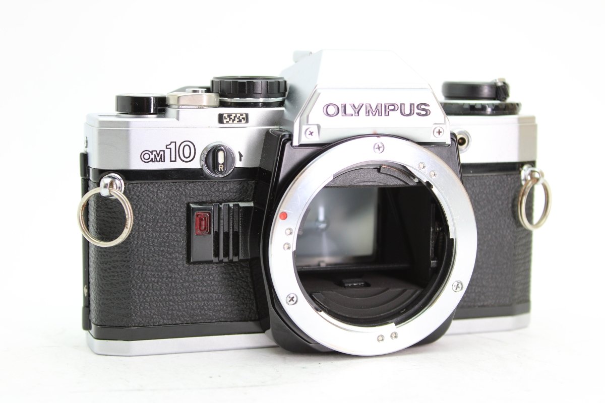 Olympus OM - 10 Chrome Body (#3497) - Olympus