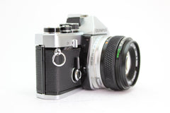 Olympus OM - 2 + 50mm f1.8 (#3453) - Olympus