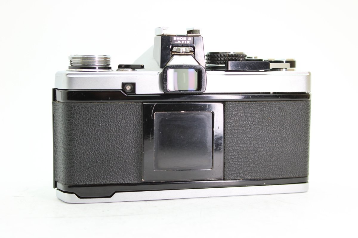 Olympus OM - 2 + 50mm f1.8 (#3458) - Canon