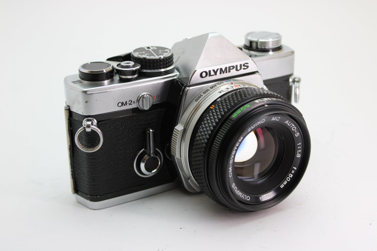 Olympus OM - 2n + 50mm f1.8 (#2468) - Olympus