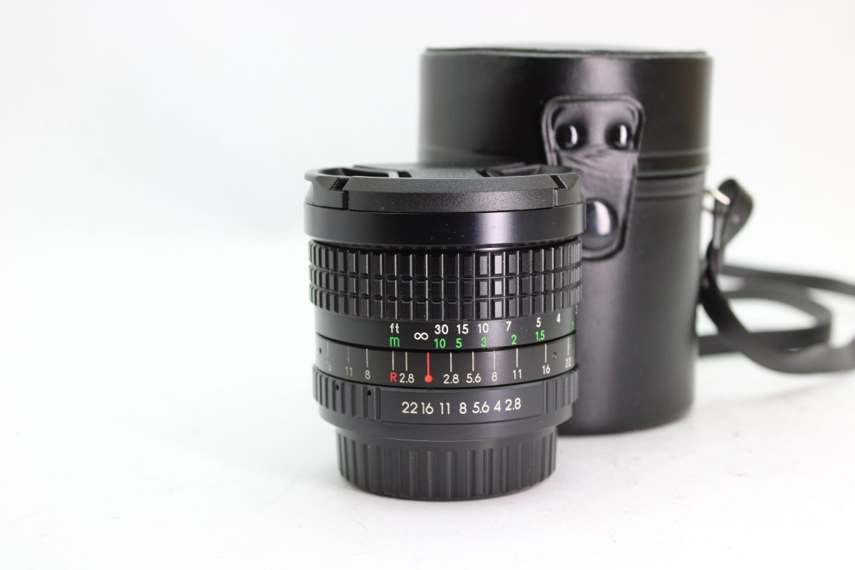 Pallas Magenta 28mm f2.8 - Pentax