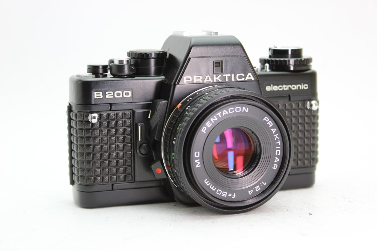 Praktica B200 + 50mm f2.4 - Praktica