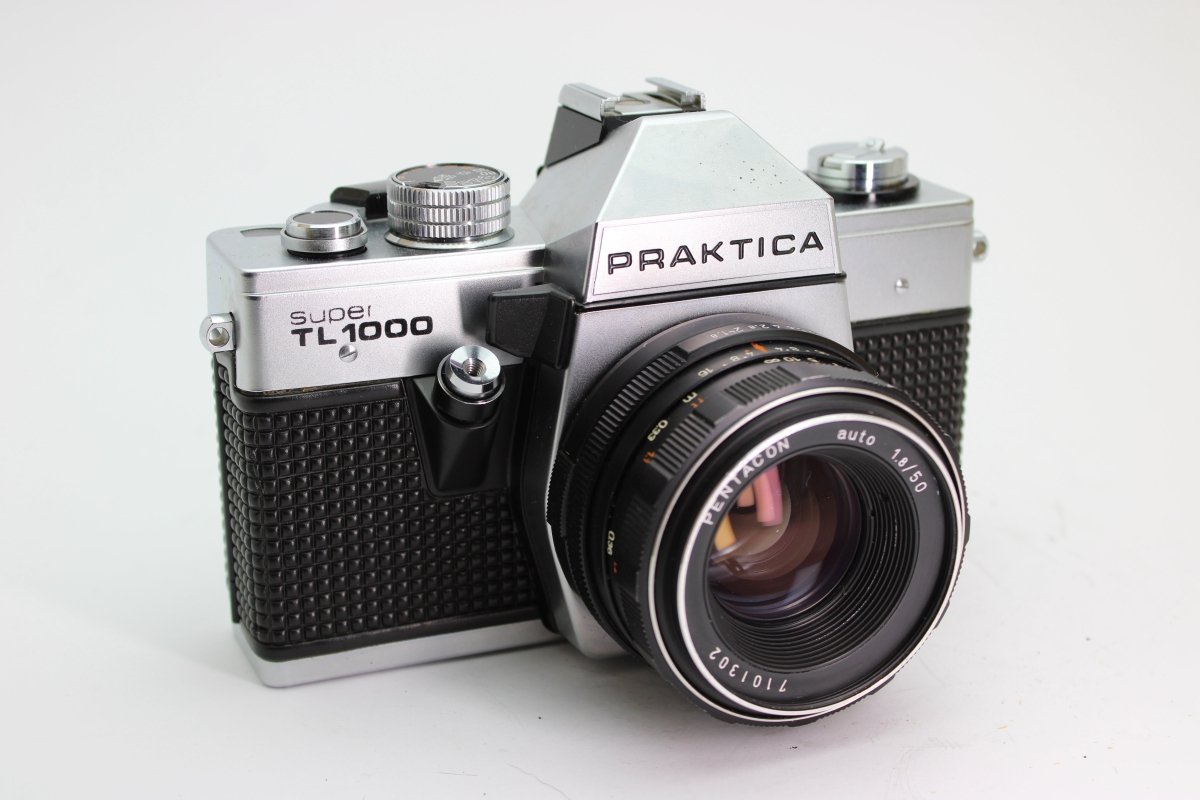 Praktica Super TL1000 + 50mm f1.8 (#2400) - Praktica