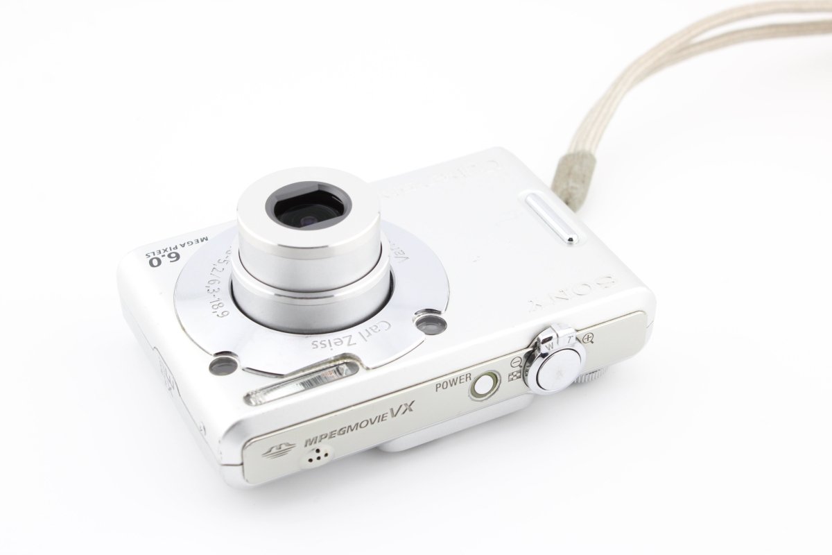 Sony Cyber - Shot DSC - W30 (#3769) - Sony