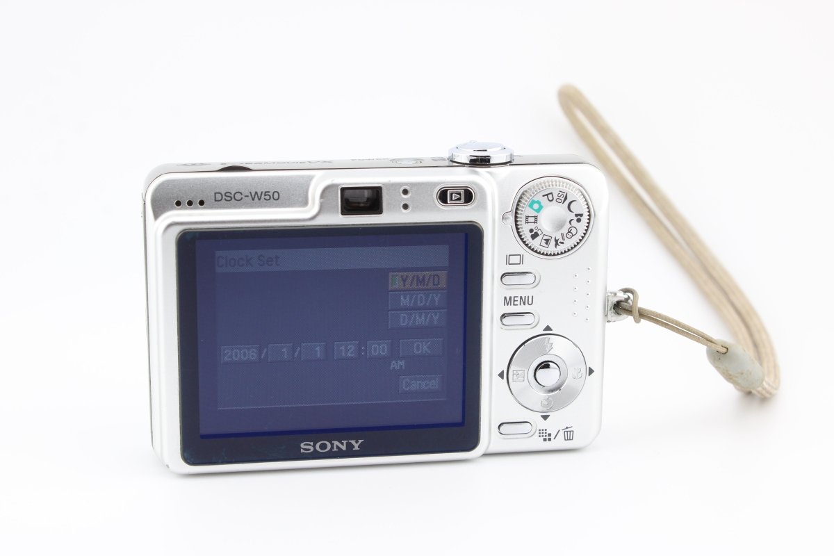 Sony Cyber - Shot DSC - W50 (#3770) - Sony
