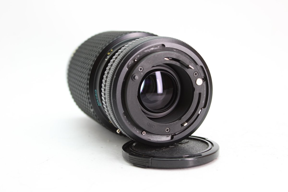 Tokina 80-200mm f4.5 - Tokina