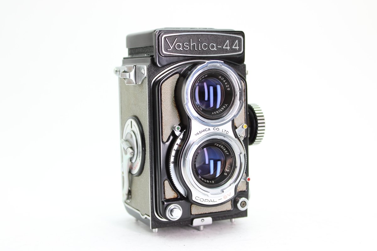 Yashica - 44 TLR (#3376) - Yashica