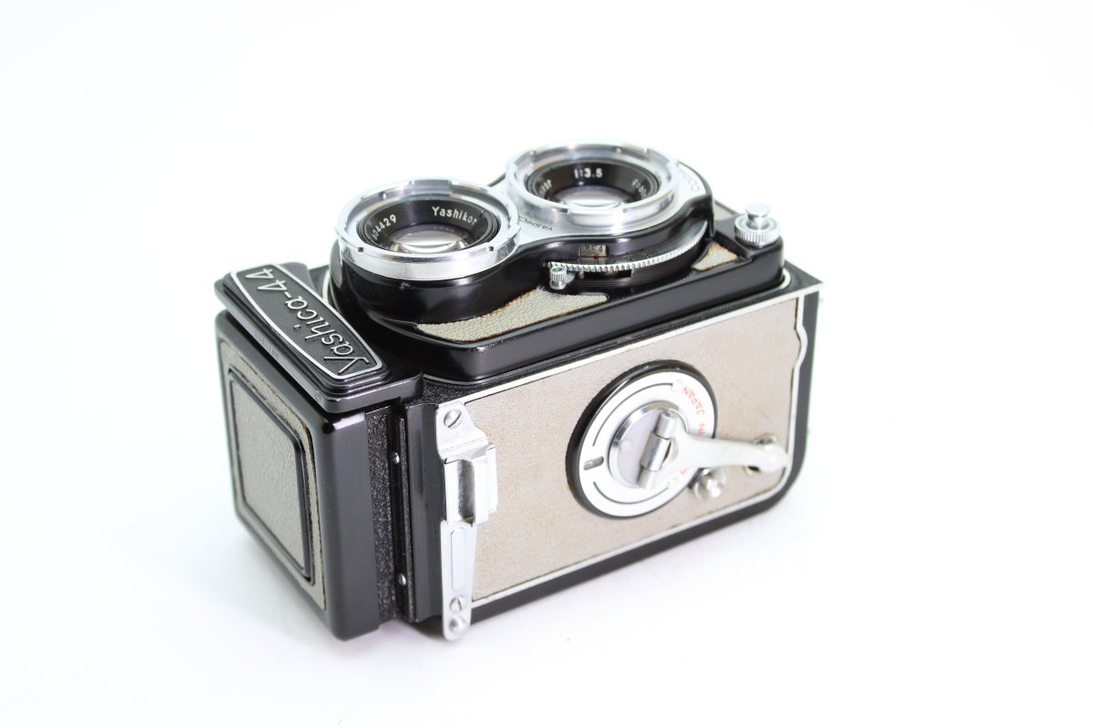 Yashica - 44 TLR (#3376) - Yashica
