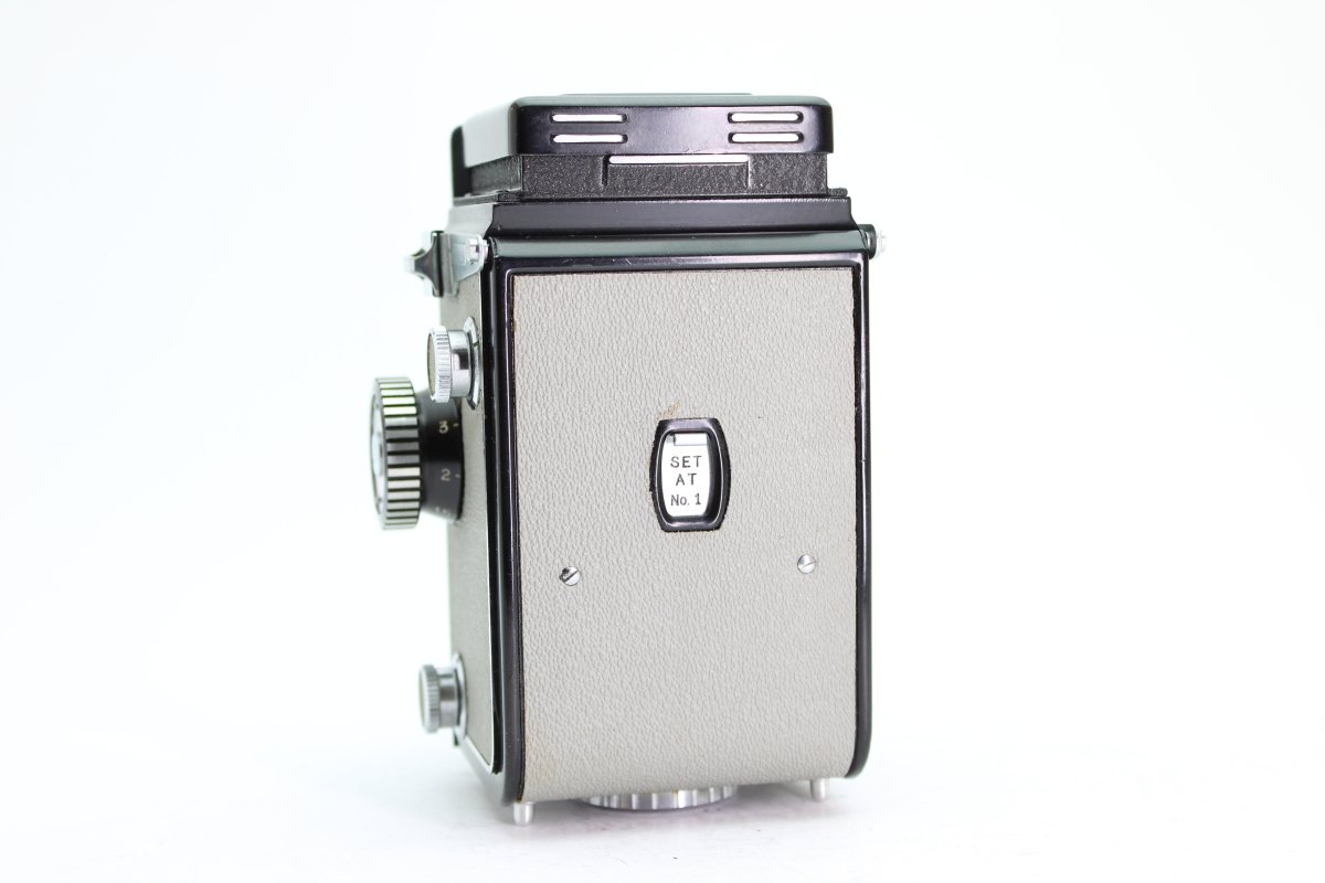 Yashica - 44 TLR (#3376) - Yashica