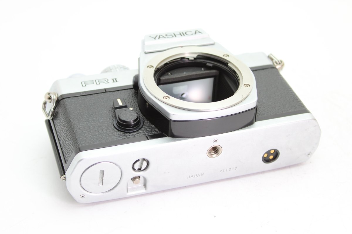 Yashica FR II Chrome Body (#3571) - Yashica