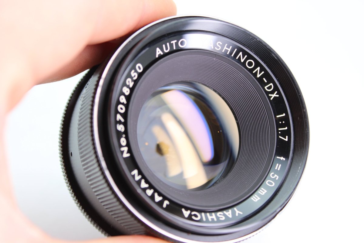 Yashica Yashinon - DX 50mm f1.7 (#3558) - Yashica