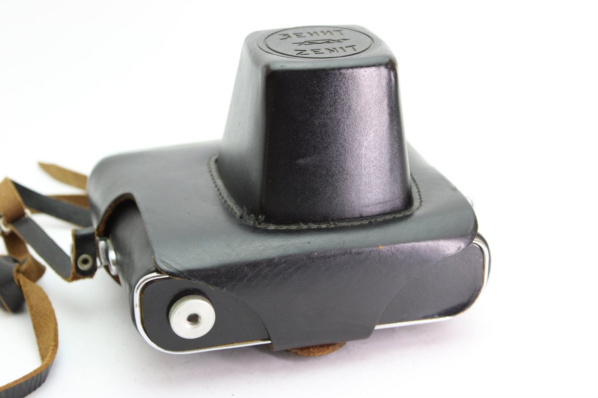 Zenit Black Leather Case (#3609) - Zenit