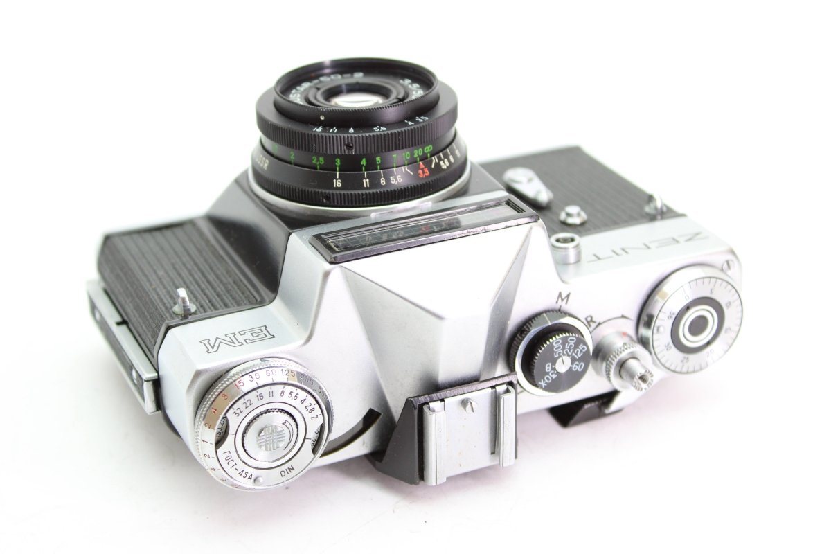 Zenit EM + 50mm f3.5 (#3608) - Zenit