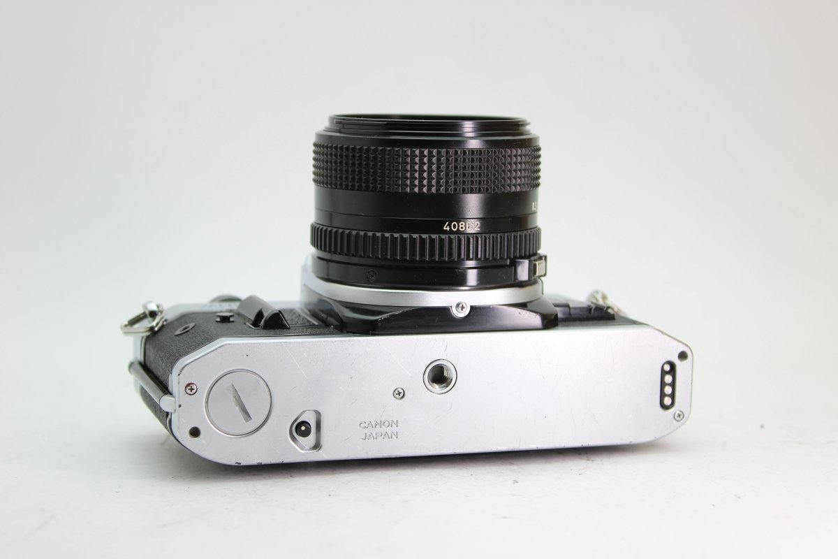 Canon AE-1 Program + 28mm f2.8 - Canon