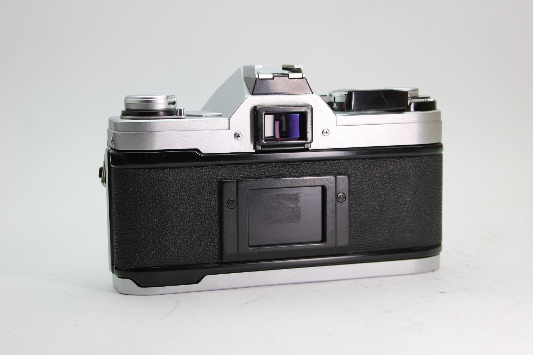 Canon AT-1 + 35mm f/3.5 - Canon