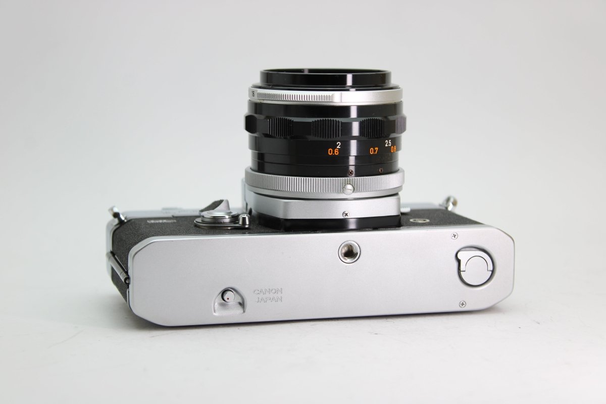 Canon FT QL + 50mm f1.8 - Canon