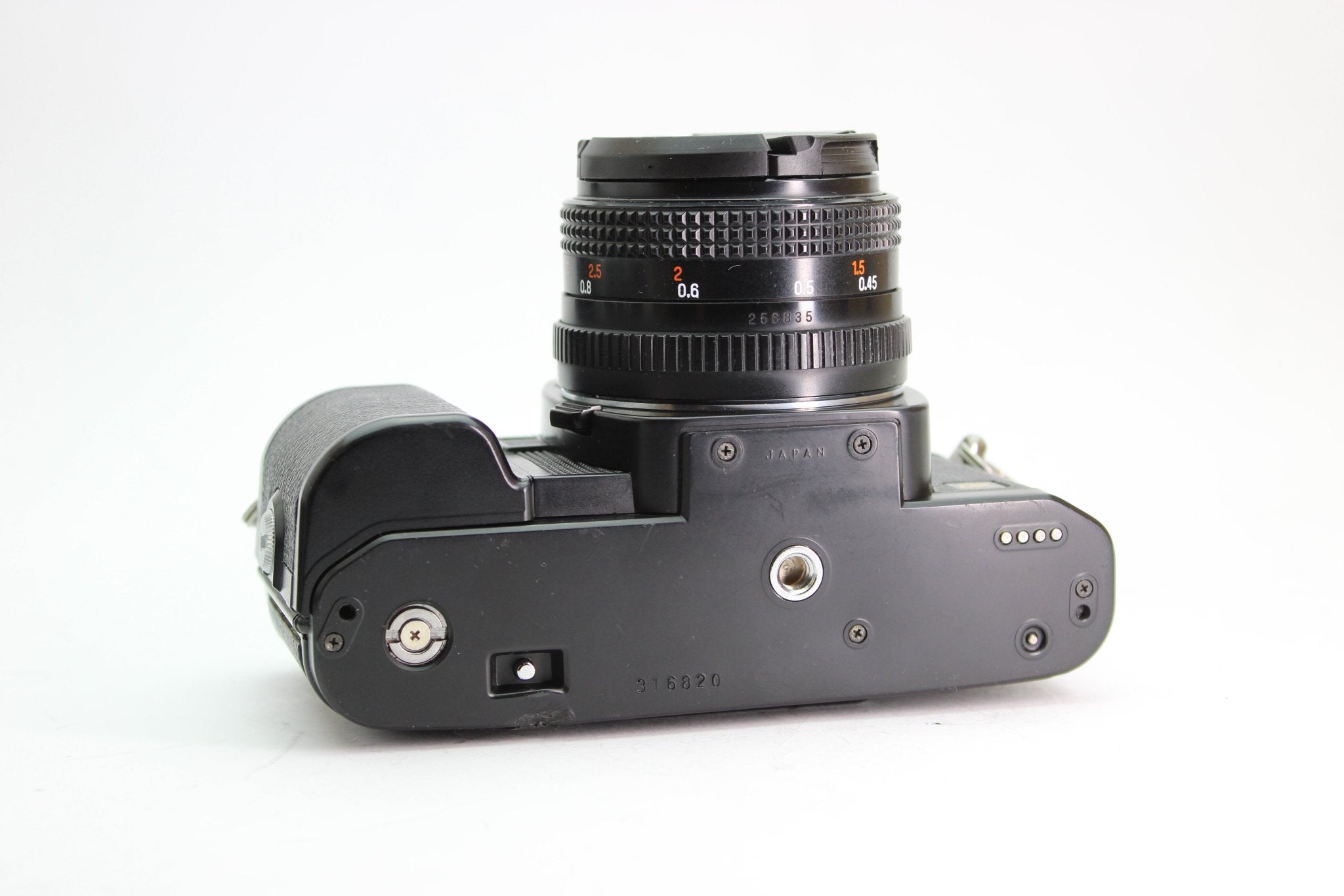 Chinon CP-6 + 50mm f/1.9 - Chinon