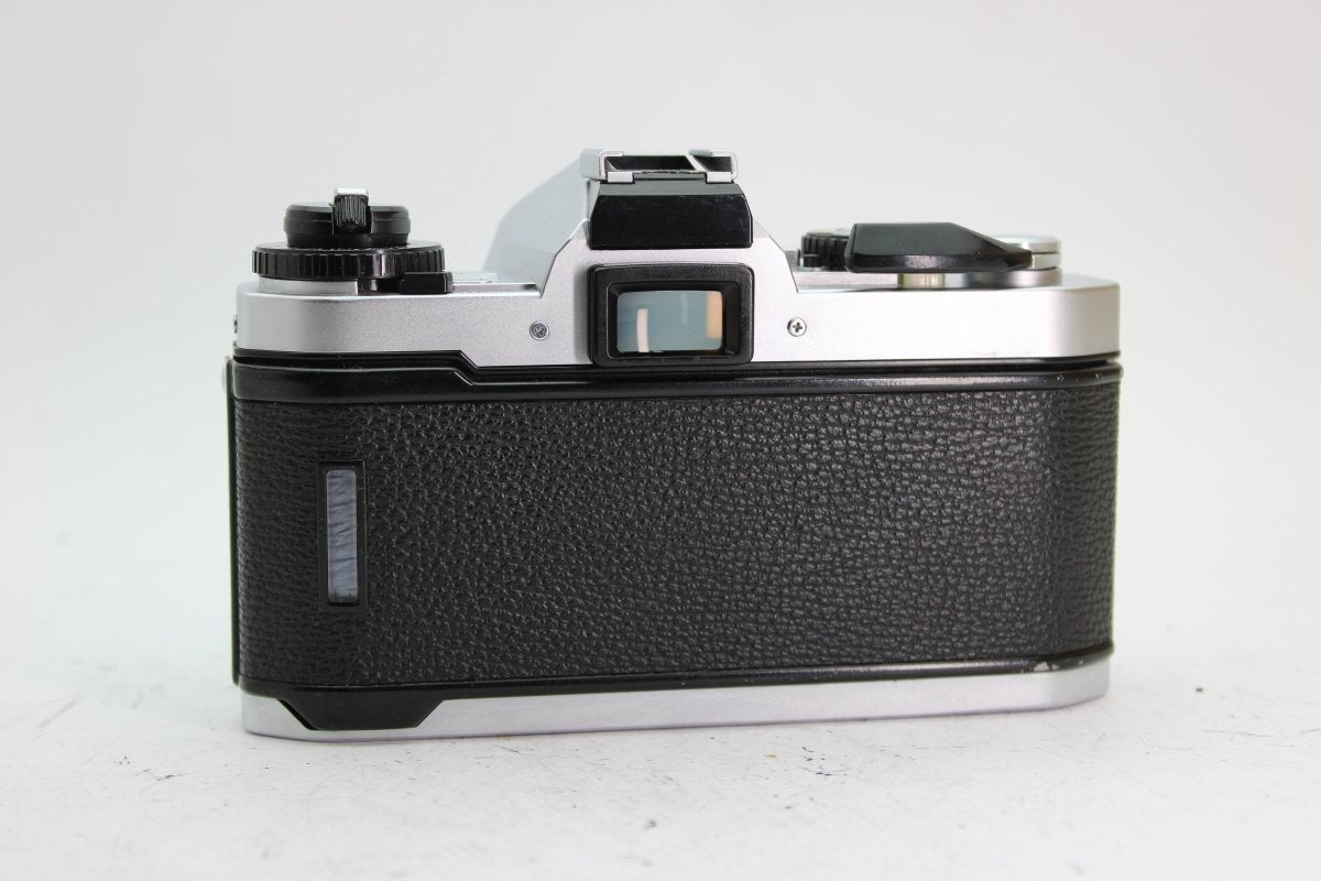 Fujica AX-1 + 50mm f1.9 - Fujica