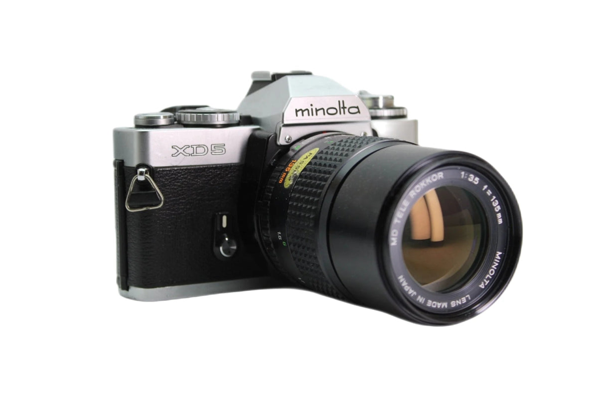 Minolta XD 5 + 135mm f/3.5 - Minolta
