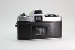 Minolta XD 5 + 135mm f/3.5 - Minolta