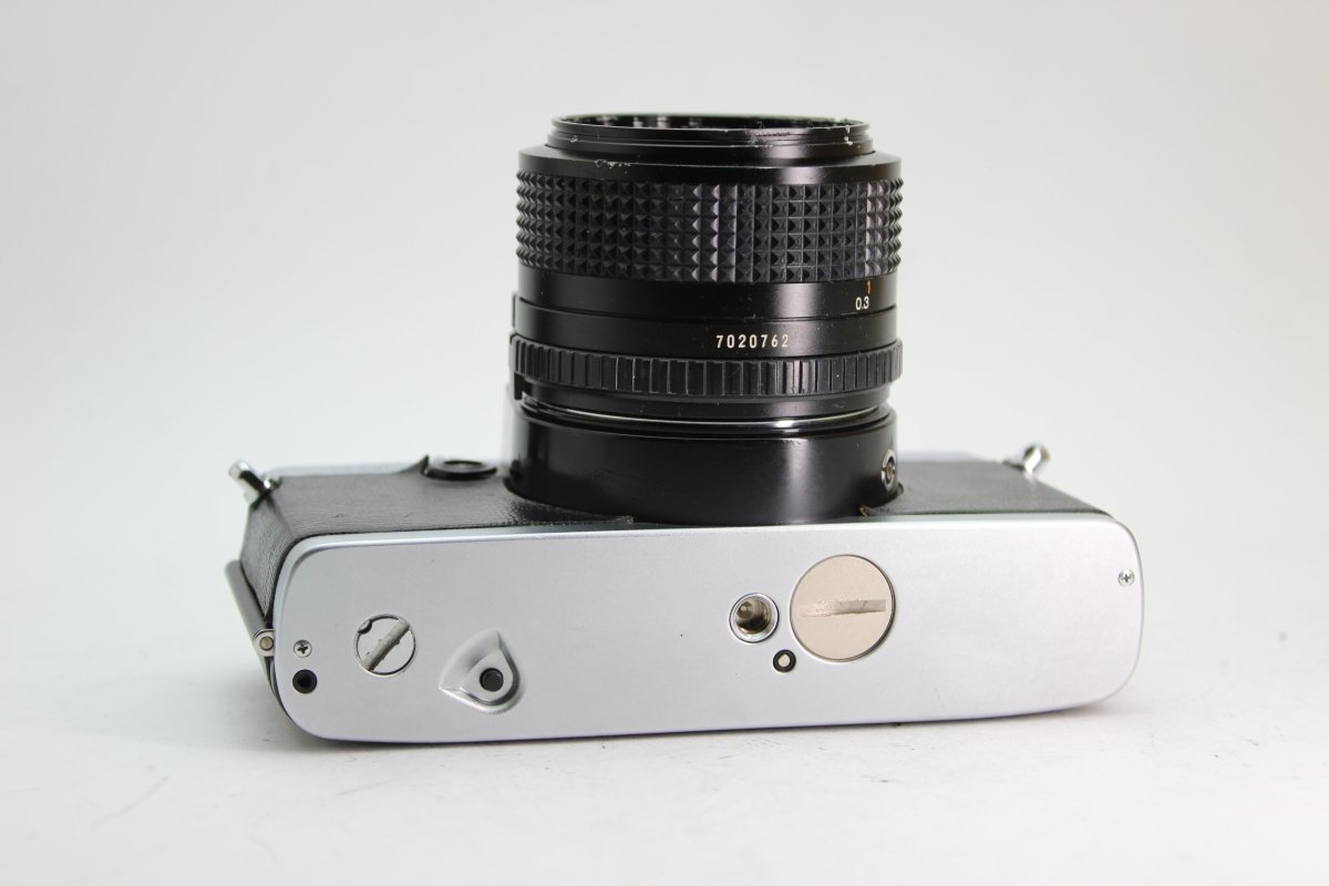 Minolta XG 1 + 28mm f3.5 - Minolta