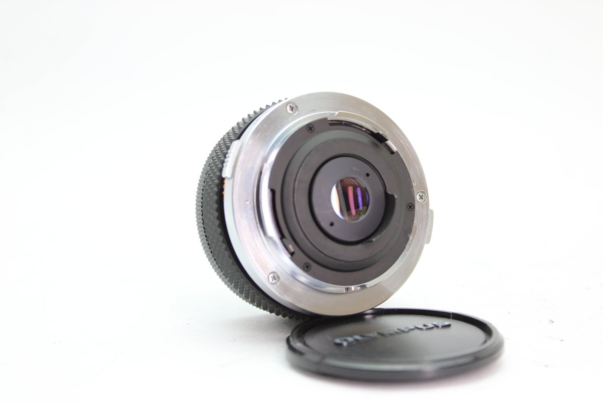 Olympus OM G.Zuiko Auto-W 28mm f3.5 - Olympus