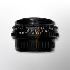 Pentax 40mm f/2.8 - Pentax
