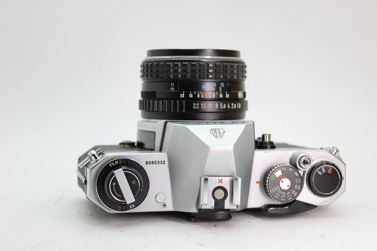 Pentax KM + 55mm f1.8 - Pentax