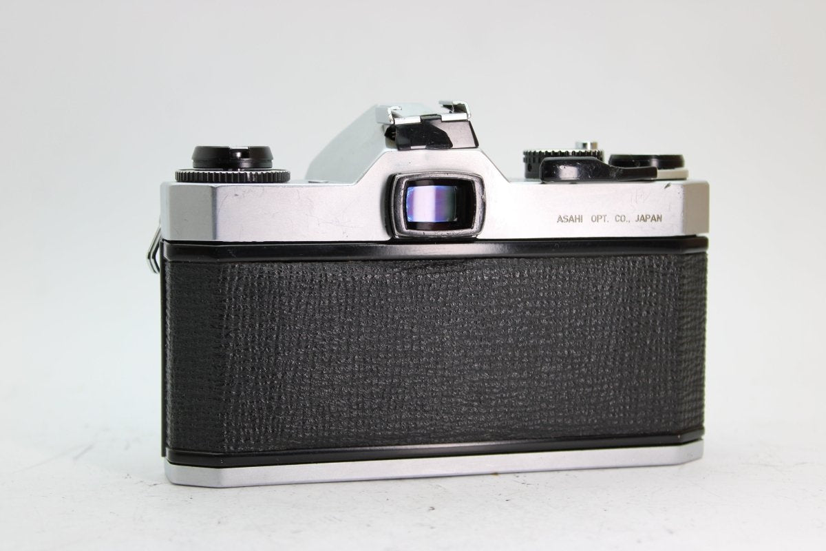 Pentax KM + 55mm f1.8 - Pentax