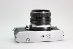 Pentax KM + 55mm f1.8 - Pentax