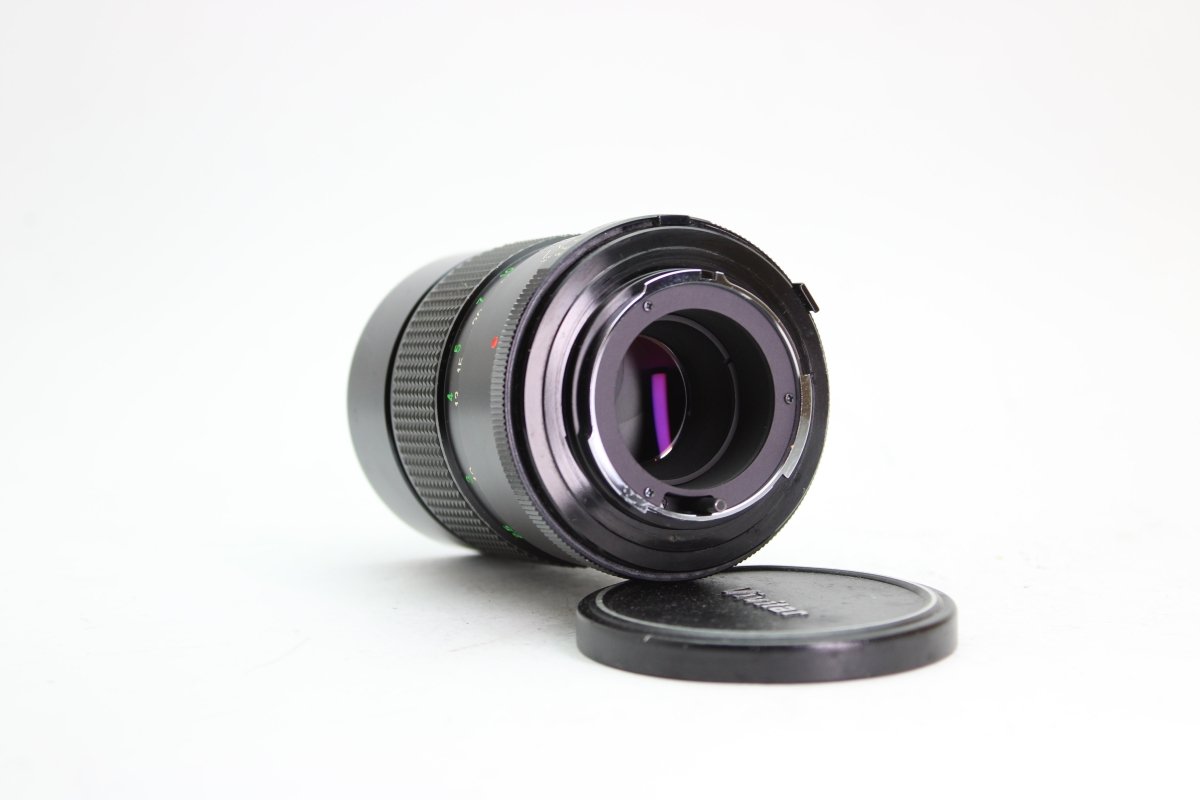 Vivitar 135mm f2.8 - Vivitar