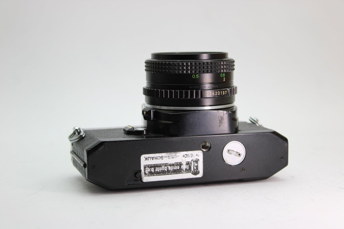 Vivitar XV-1 + 50mm f/2 - Vivitar