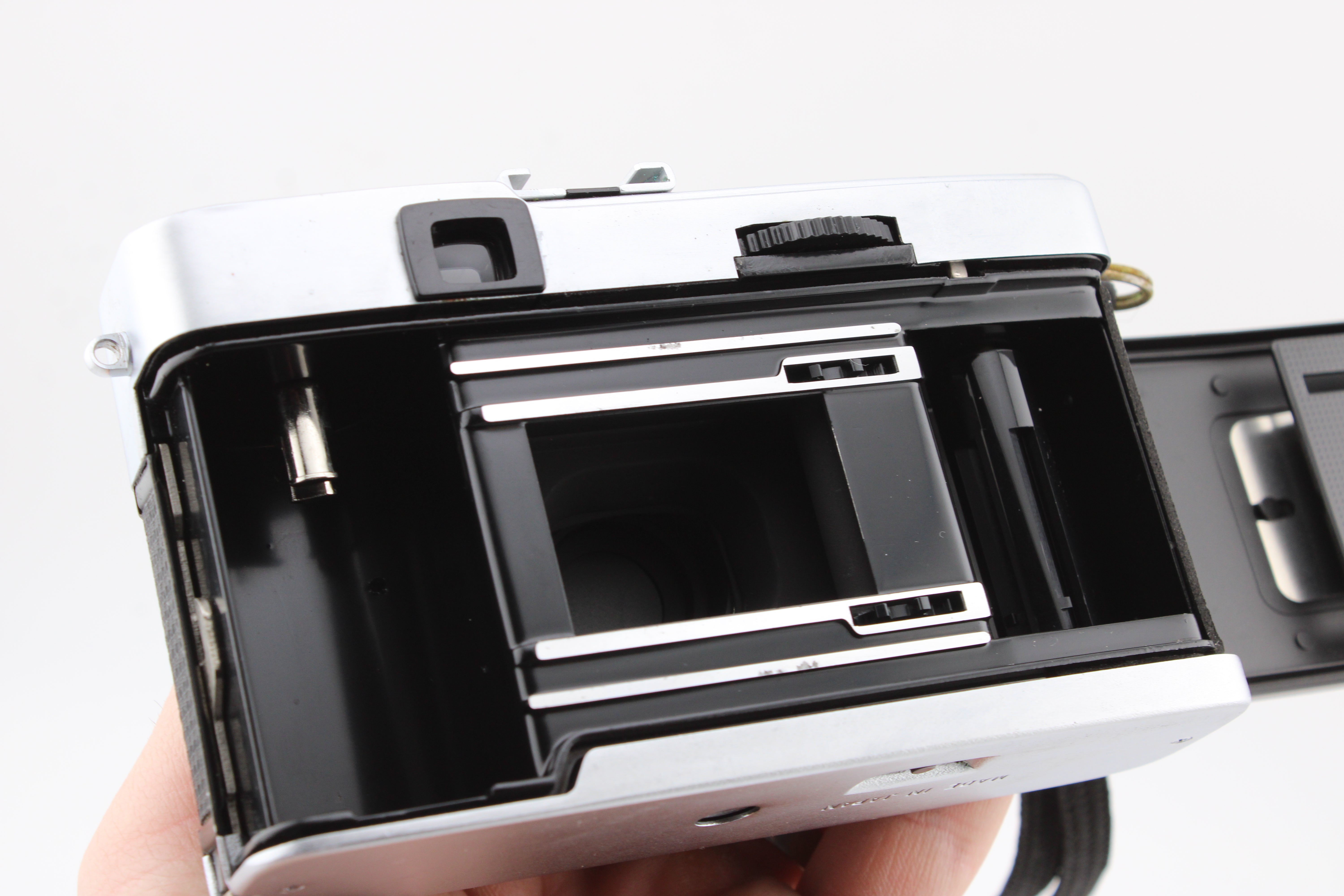 Olympus Trip 35 (#4567) - OldCamsByJens