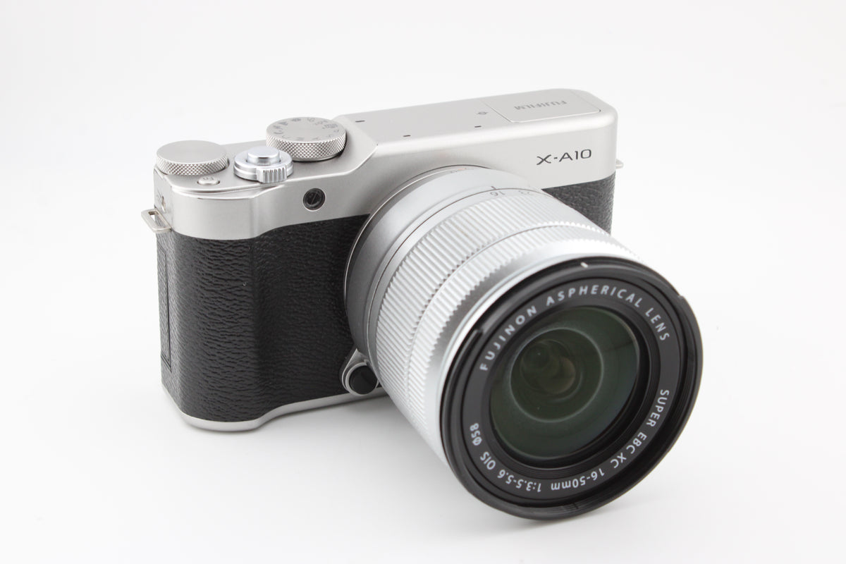 Fujifilm X-A10 + 16-50mm (#4652)