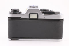Olympus OM-10 + 50mm f1.8 (#5012)